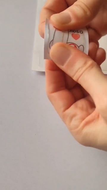 Видеоролик по изготовлению наклеек (стикеров) на телефон от проекта 