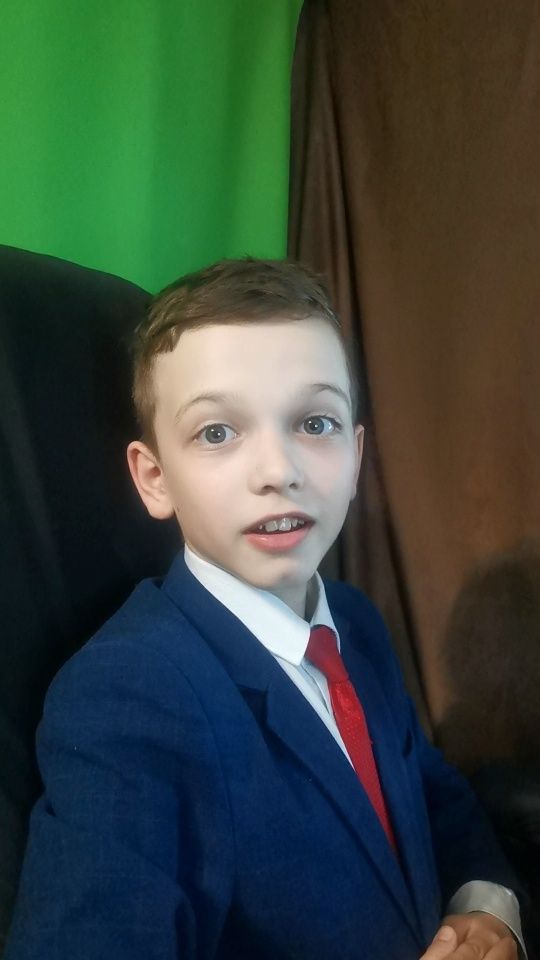 ЧТО-ТО НОВЕНЬКОЕ