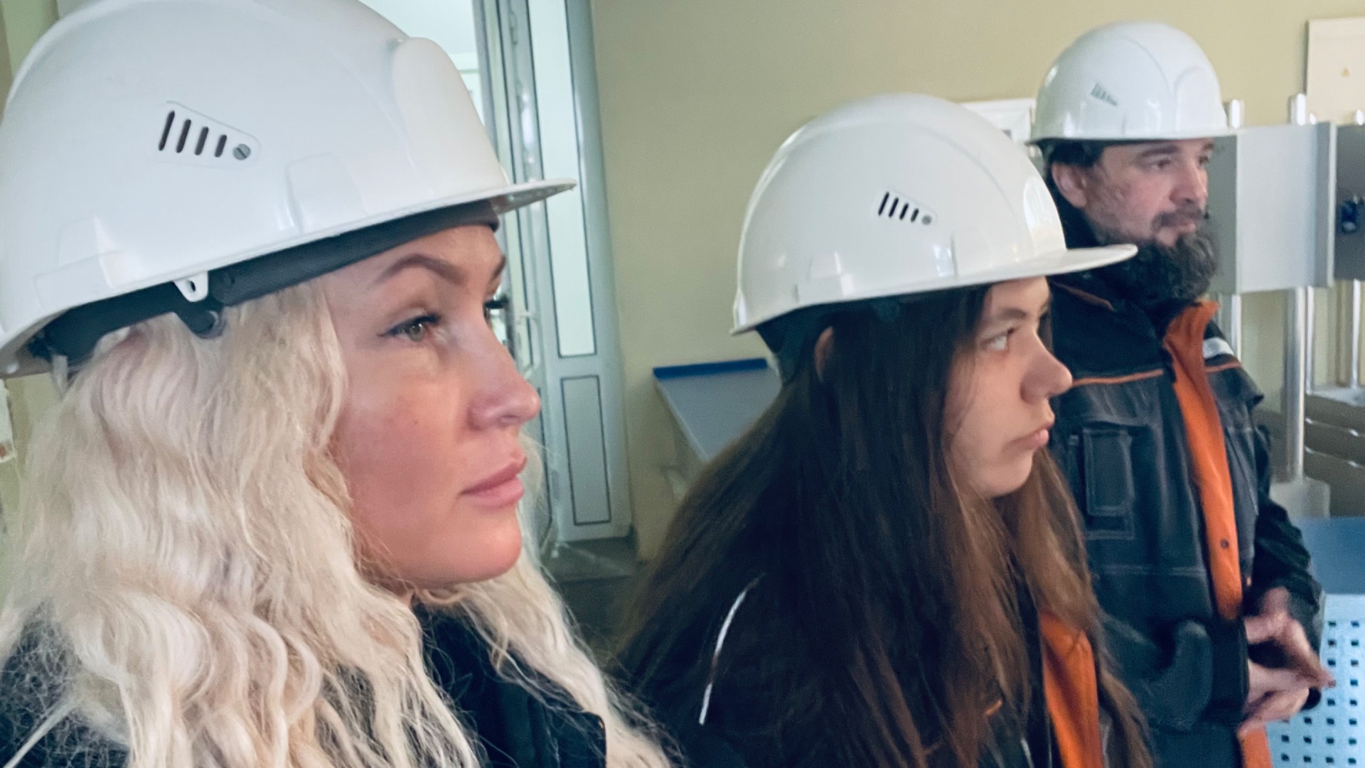 Мы благодарим Донецкий металлургический завод! 🏭⚙️