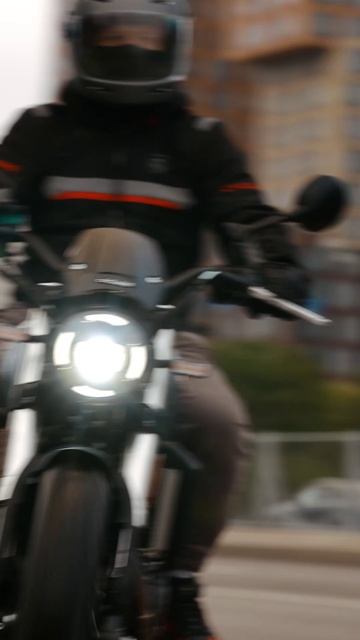 Посмотрите на этот неоклассик! CYCLONE RE3 / Роллинг Мото