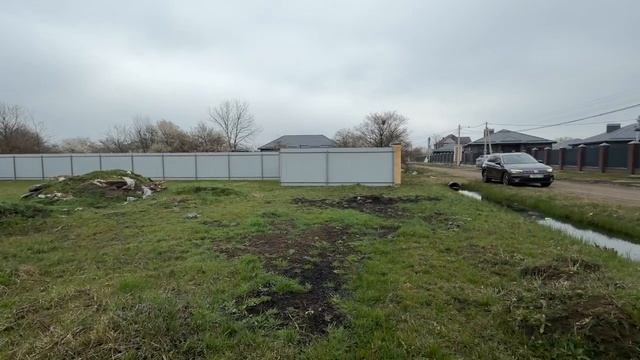 Ровный участок 6.89 сот. в ауле Старобжегокай, забор, под строительство.