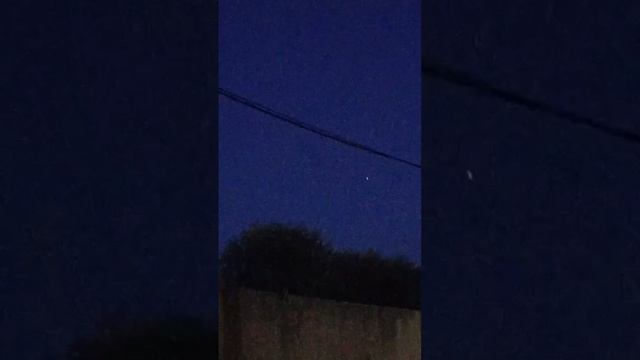 Лен. Область. 3 часа ночи, НЛО.