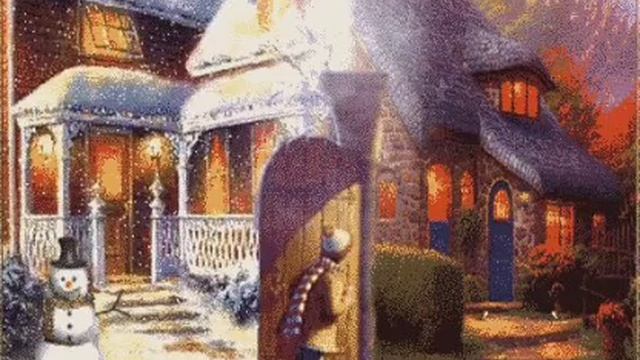 Месяц притих...