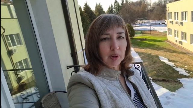 Не много отдохнуть не помешает, с долей творческого оптимизма...что то смонтировала.