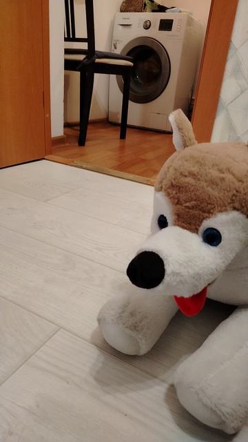 Мы любим бить людей! Они гонят нас с дивана