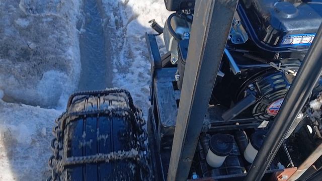 Ну что, первый выезд состоялся, гусеничный мини трактор 🚜.