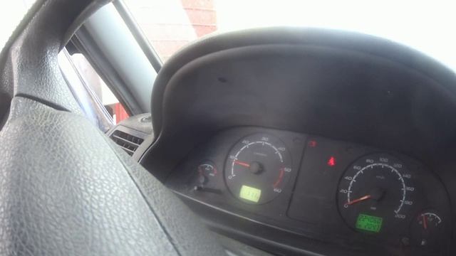 Пропала зарядка, ищу куда сбежала.