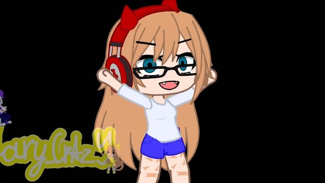 я рисую на картине))..