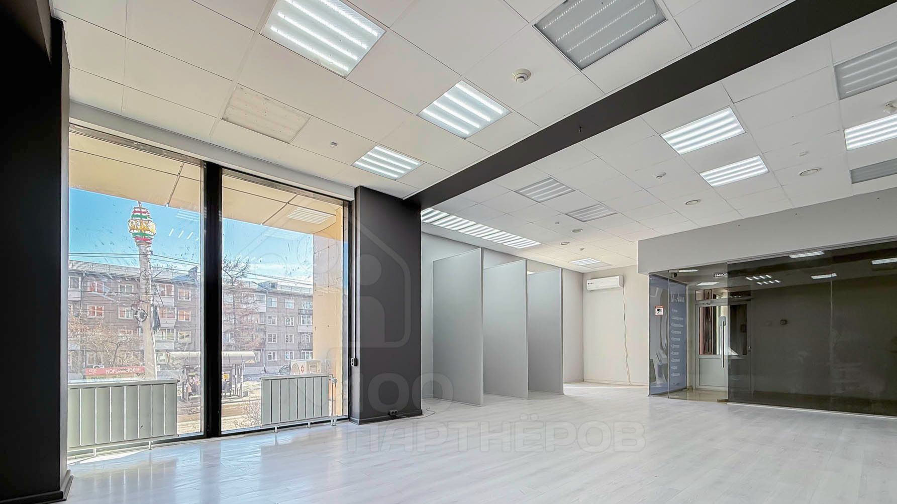 Обзор помещения в аренду, ТЦ Невский, ул. Советская, д 25