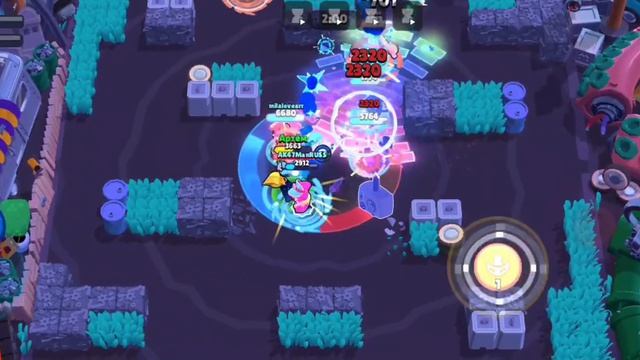 Прокачиваю Сириуса на кубки и получаю Чака.