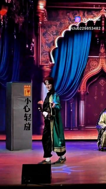 Второй человек в Ханстве - визирь Али-Хасан об Угол Бей.https://vk.ru/wall-91201413_2