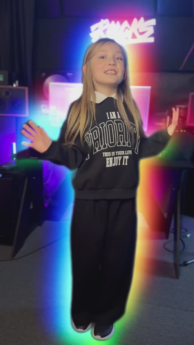 10 апреля выходит мой новый трек Сладкая вечеринка!