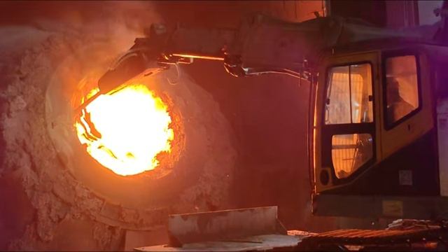 Разборочная машина с телескопической стрелой для конвертеров