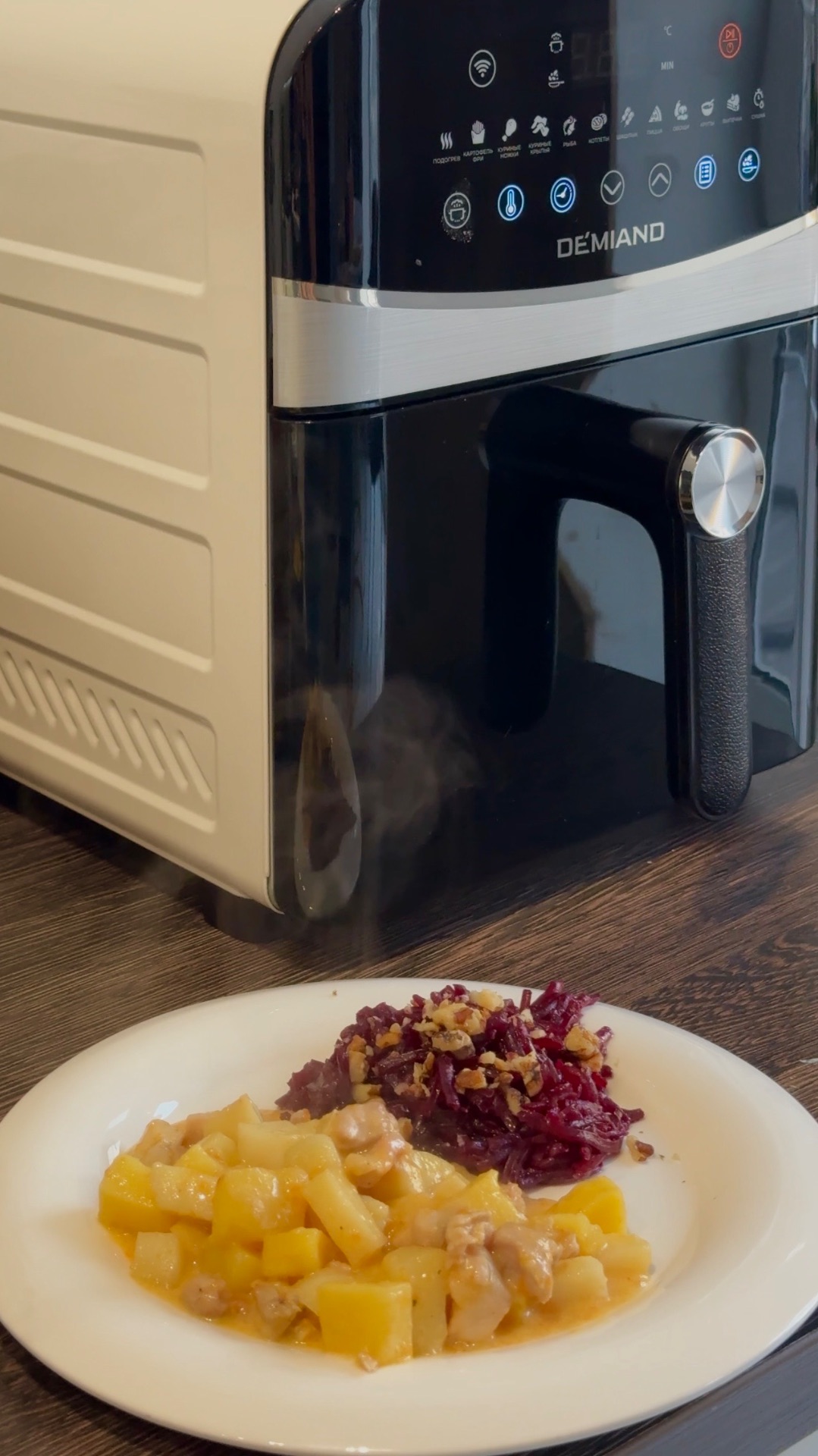 E089e9bf2675d9cc7eb44214bb68e5f6