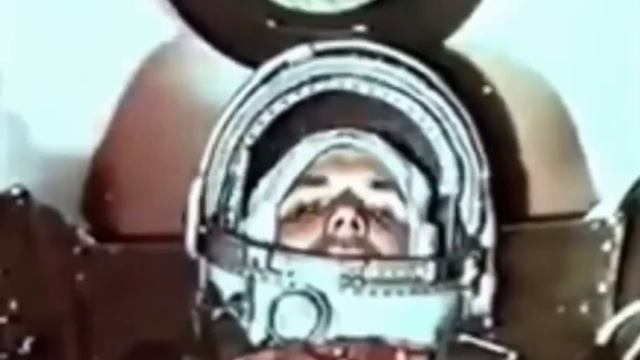 С Днём космонавтики!