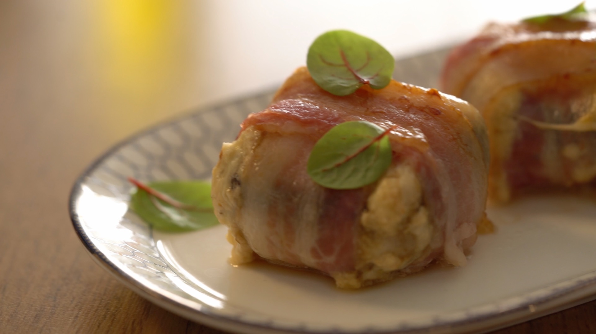 Шампиньоны в беконе (жирный жир!)/ простой рецепт быстрой горячей закуски