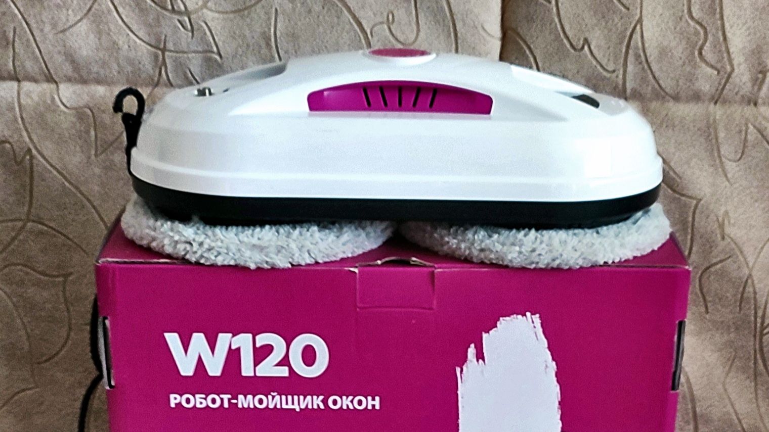 Обзор мойщика окон Даджет W120