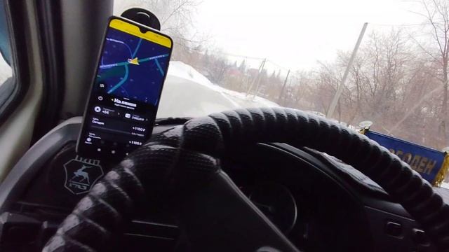 С работой тяжко , но работаю. Яндекс тариф грузовой. Новосибирск.