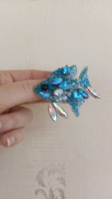 Брошь-кулон рыбка #украшения #рыбка #wirewrap #брошь #рукоделие