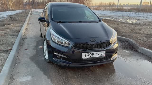 Kia Ceed JD рейсталинг, 2015 г.в. 1.6АТ, зеленая автотека, Без окрасов
