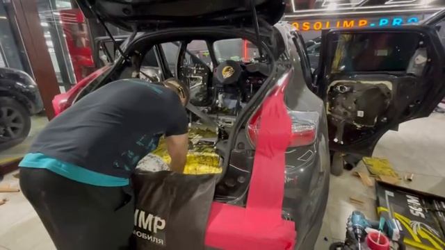 Как убрать шум в Nissan Juke? Опыт студии Мос-Олимп