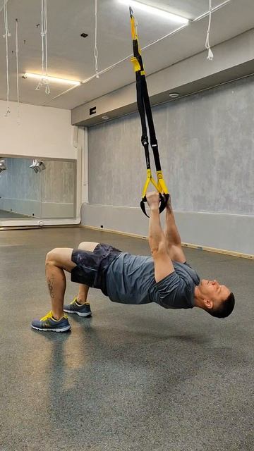 Тренировка в петлях TRX