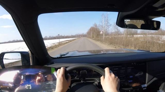 Сел в Changan Deepal G318 - как едет по дороге?