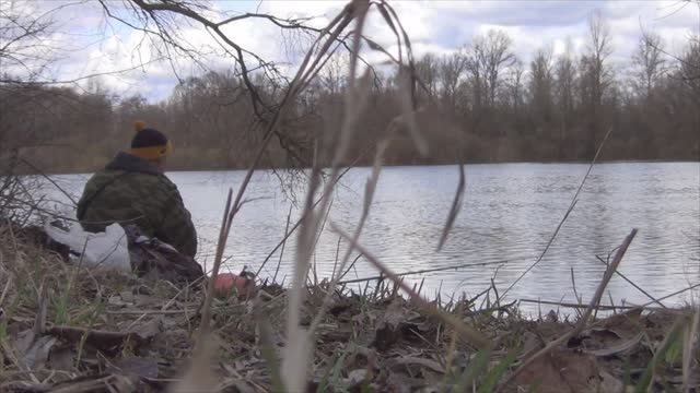 Рыбалка по открытой воде на средней реке - рыба есть, ловить надо уметь(2021г)
