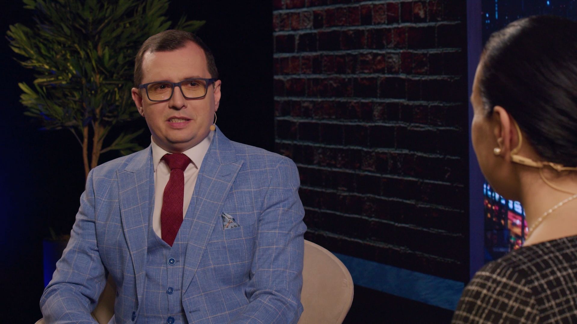 Главный герой - Андрей Африн