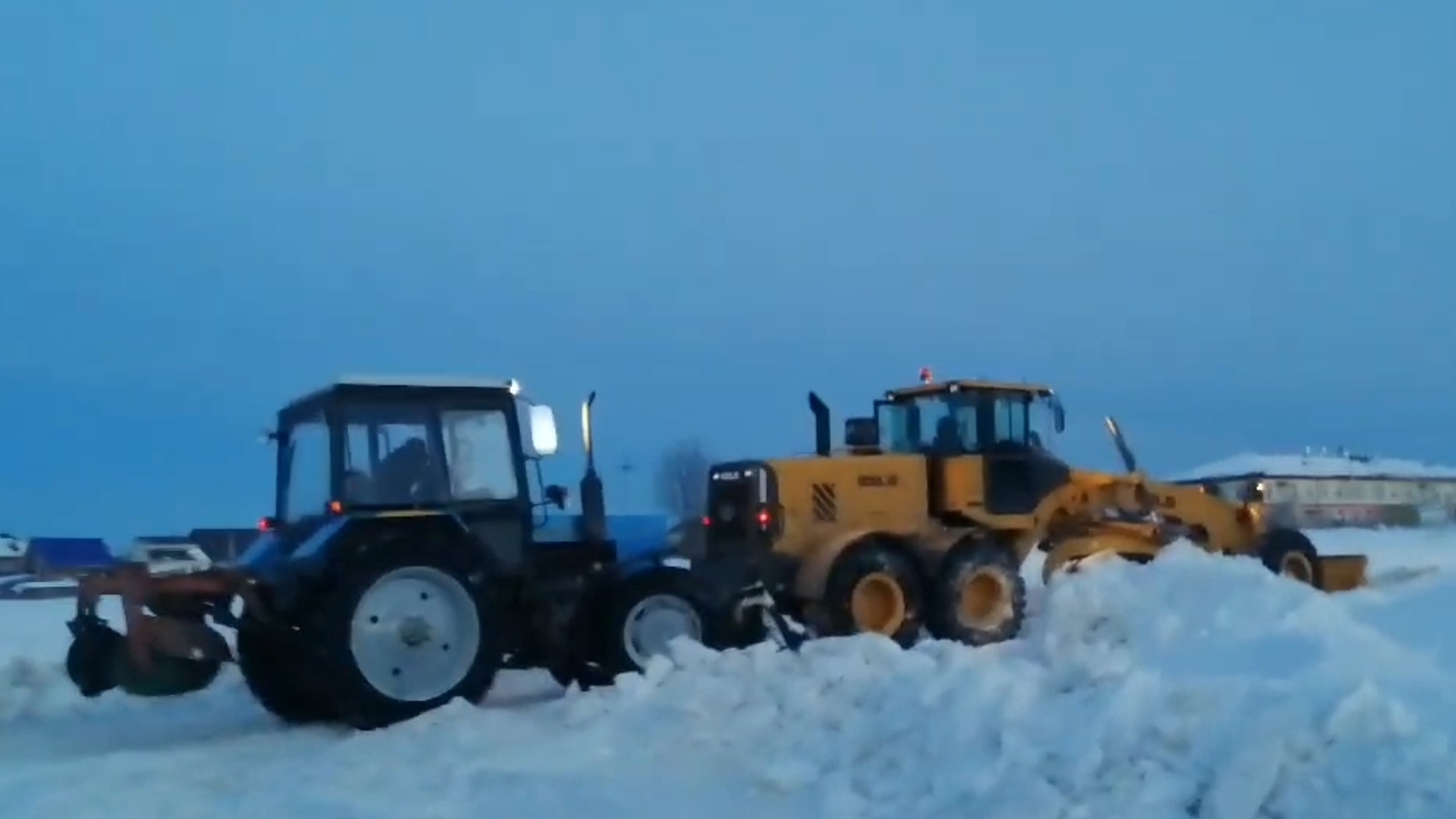 очистка дорог от снега 251 часть снято 2023 году