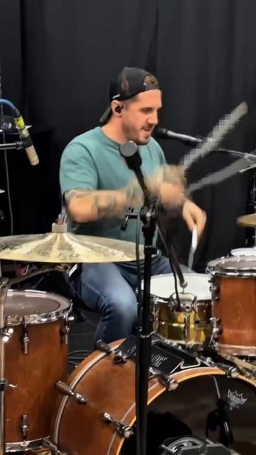 Премьера 3 апреля