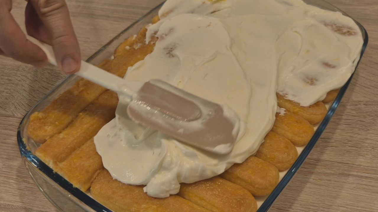 Мы всей семьей подсели на этот Нежный десерт за 30 минут, без выпечки и варки крема!