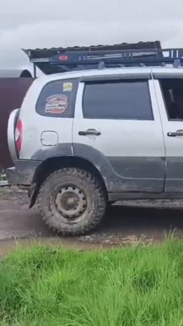 ШНива может всё  #automobile #нива #юмор #нивашевроле