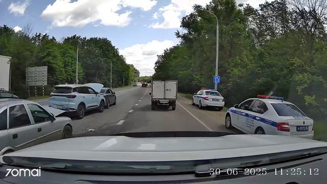 Снова показываем тупость дорожного быдла.