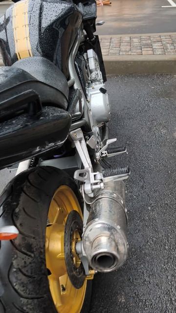 Yamaha FZS1000 Fazer, 2-я часть, запуск на прогретый двигатель