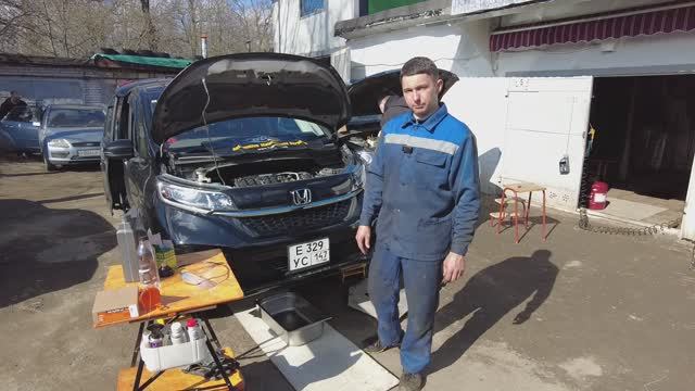 Honda Freed+ Замена масла Zero Mileage Iron Hero Champion Black 0W-20  C присадкой ArmActiv