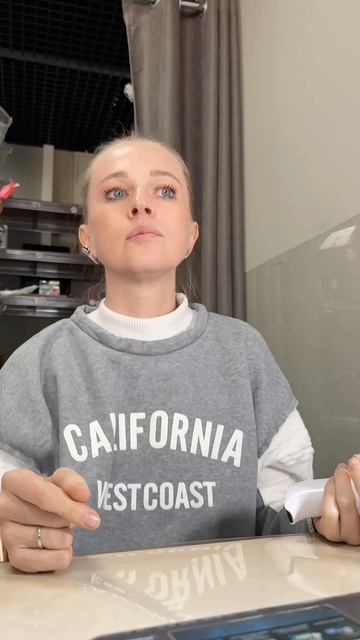 когда уже час не может определиться,  что забирать среди груды своих заказов