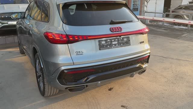 Audi Q5L III поколения