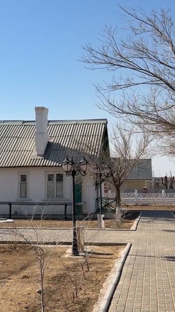 F2503a9e955db772dcd0abc27e8ad0c0