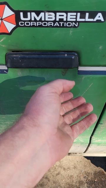 Вытягиваю Волгу мех.лебёдкой Pajero