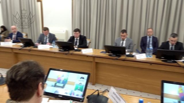 Провёл совещание по вопросу реализации национальных проектов