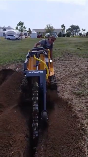 Рабочие будни с BAUMECH:  Клиент работает траншеекопателем‼️  #baumech #видеоотклиента