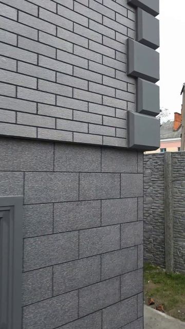 Однотонный 204 Кирпич на черном шве и однотонный 010 блок на черном шве