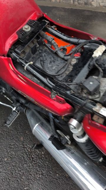 Обзор под сиденьем Honda CB750