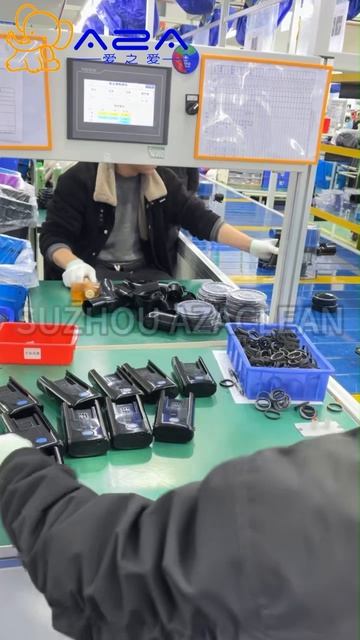 Производитель интеллектуальных пылесосов: тестирование высококачественного пылесоса с мощностью всас