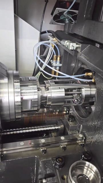 Секрет швейцарских станков с ЧПУ: почему материал скользит?