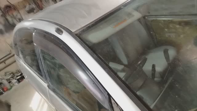 Как снять молдинги на крыше Toyota Nadia