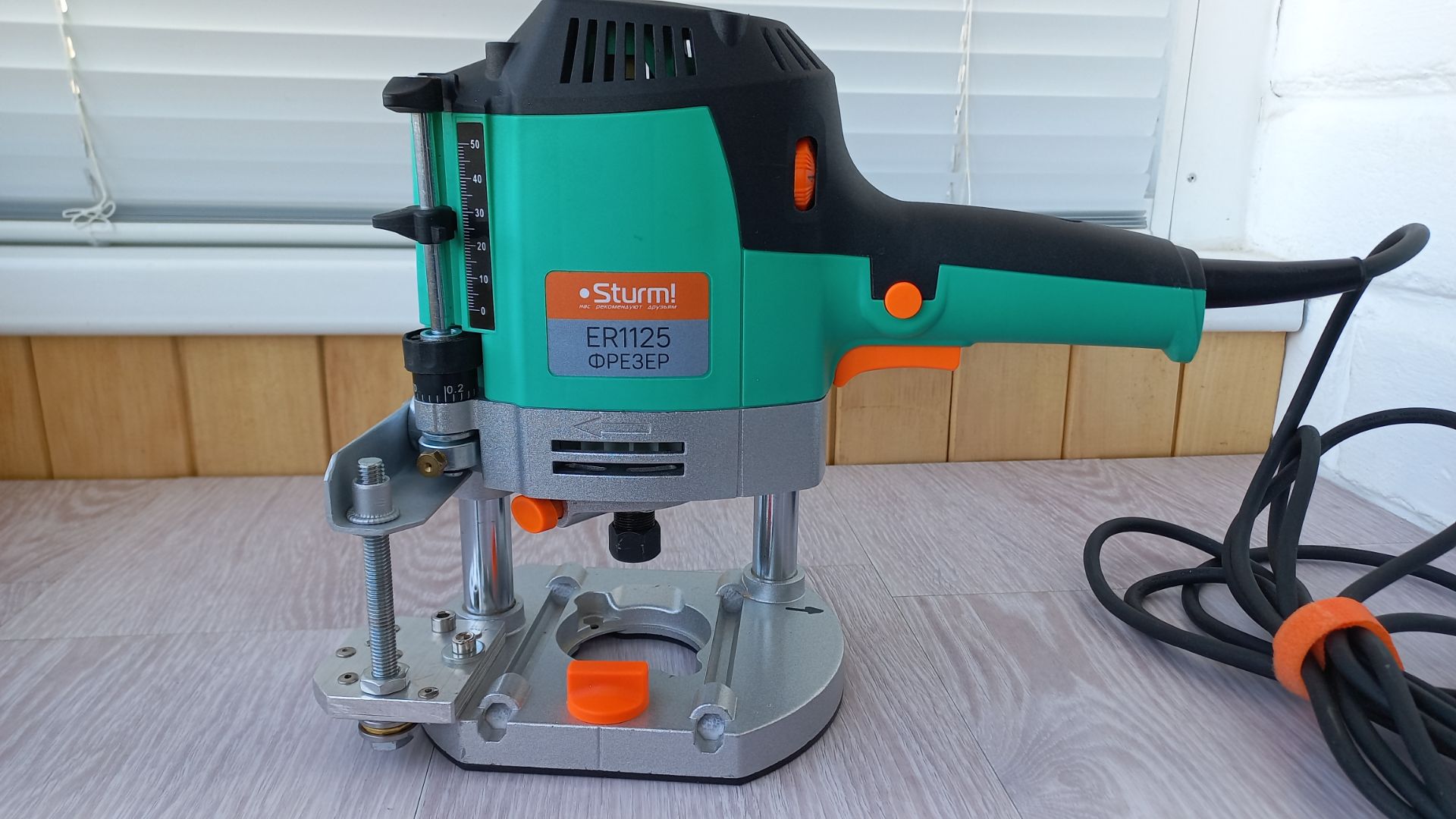 Фрезер Sturm ER 1125. Лифт фрезера. Чертежи