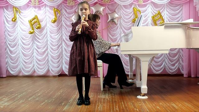Хор охотников, Пипник Настя