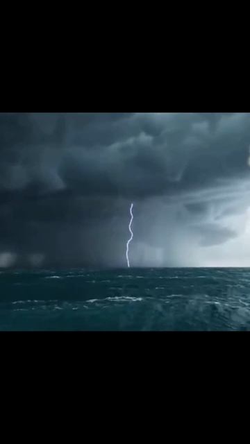 #шторм #море #молния #волны #fyp